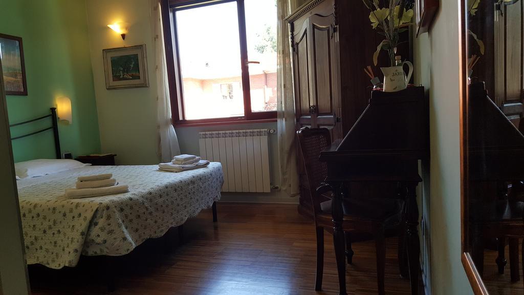 Aurelia Garden Gold B&B Rome Extérieur photo